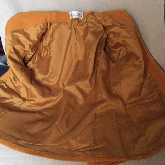 Vintage “Looks” orange short wool coat. - Picture 6 of 7